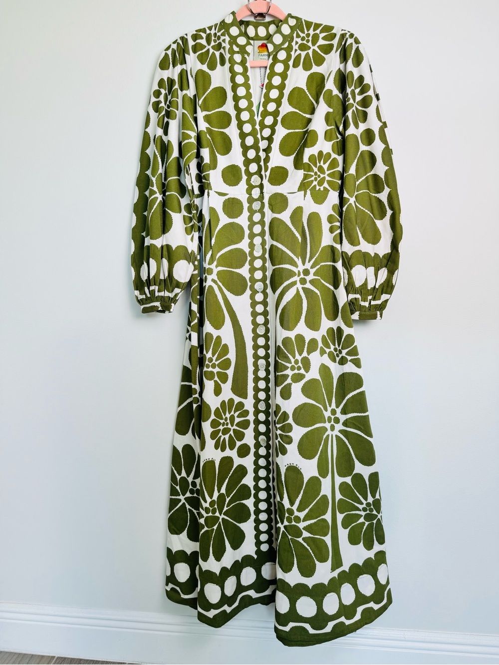 FARM RIO
Buttoned Puff Sleeve Maxi Dress - Palermo
Green - Picture 6 of 14
